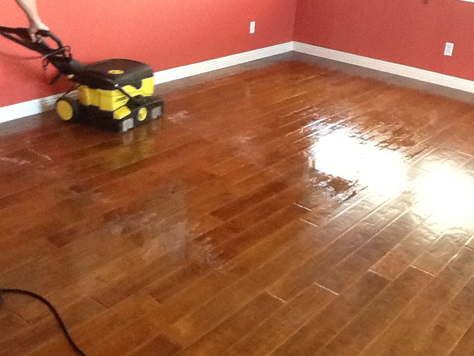 Best Ways To Clean Your Wood Floors Deluca Cleaning